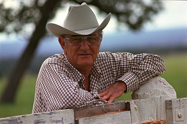 File:LBJ At Ranch 1972.jpg