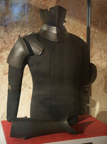 File:KHM Wien A 76, WA 823, A 1021 - Armor of Sigismondo Malatesta.jpg