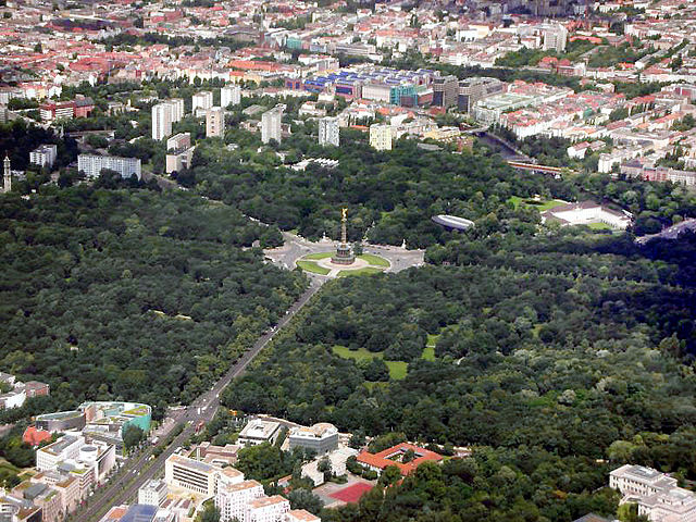 File:Berlin Tiergarten Siegess&auml;ule Luftansicht.jpg