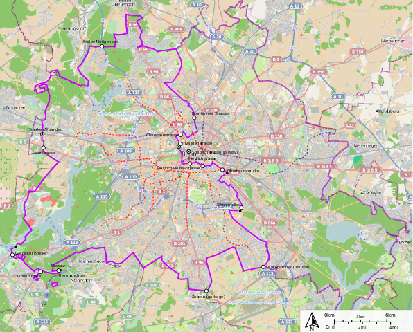 File:West and East Berlin.svg