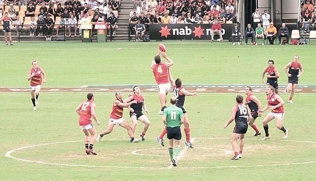 File:Aussie rules game.jpg