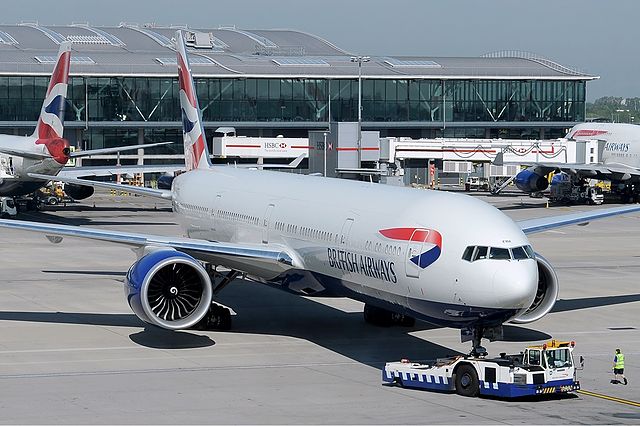 File:British Airways Boeing 777-300ER Iwelumo-1.jpg