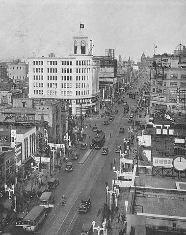 File:Ginza in 1933.JPG