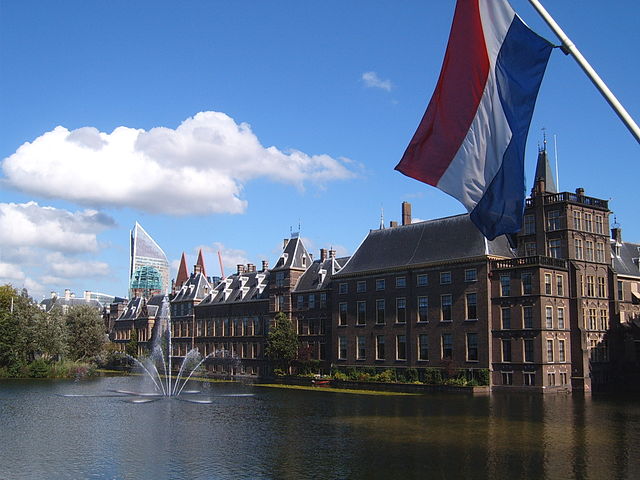 File:Den Haag Binnenhof.jpg