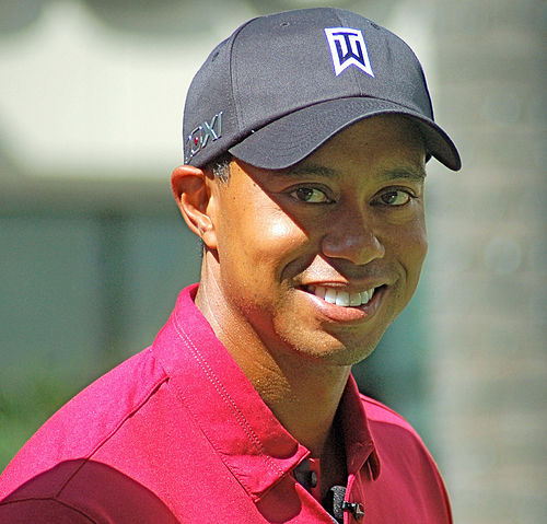 File:TigerWoodsOct2011.jpg