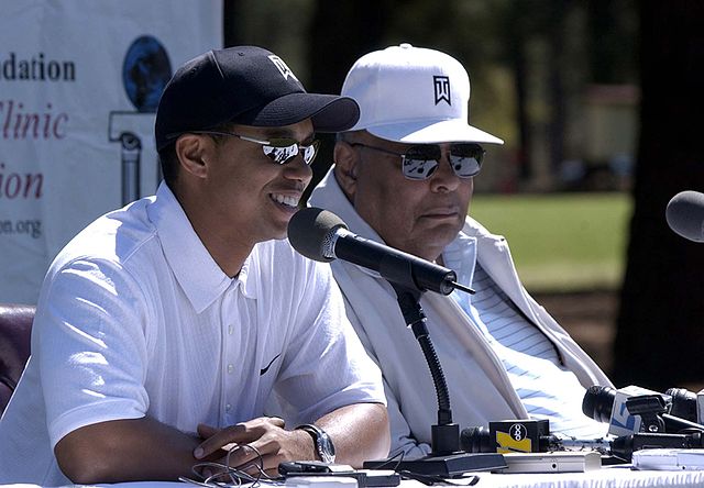 File:Tiger and Earl Woods Fort Bragg 2004.jpg