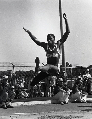 File:Carl Lewis as a University of Houston athlete.jpg