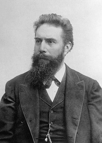 File:Roentgen2.jpg