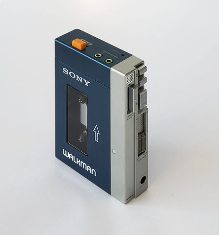 File:Sony Walkman TPS-L2.jpg