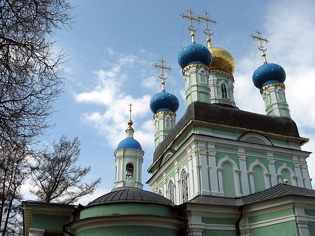 File:Churches in Optina Monastery.jpg