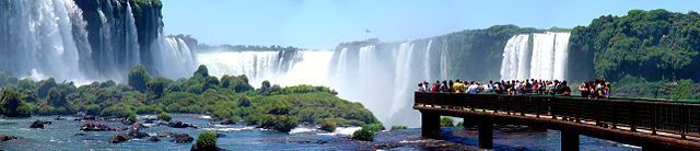 File:Iguazu D&eacute;cembre 2007 - Panorama 7.jpg
