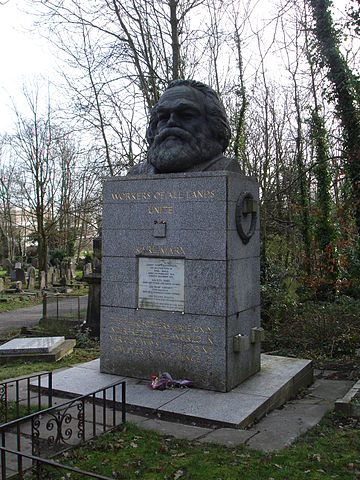 File:KarlMarx Tomb.JPG