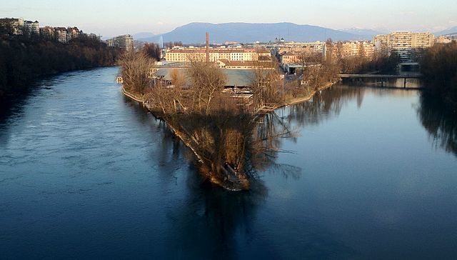 File:Confluence Rh&ocirc;ne et Arve.JPG