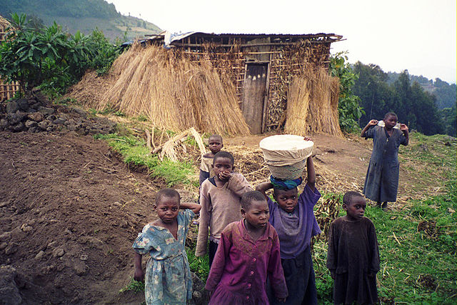 File:Rwandan children at Volcans National Park.jpg