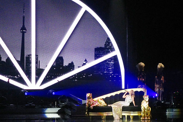File:KylieToronto2009.jpg
