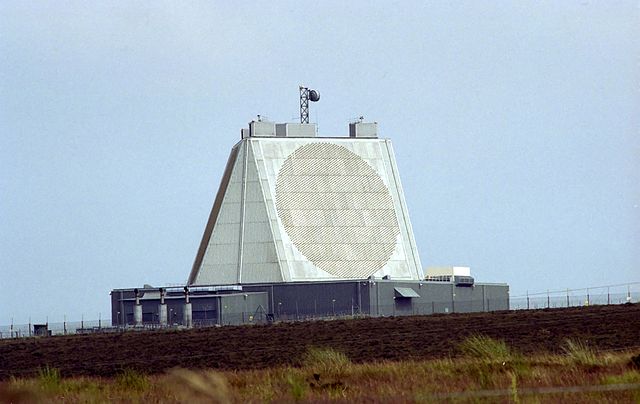 File:Radar RAF Fylingdales.jpg