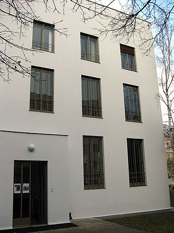 File:Haus Wittgenstein, Stonborough House, Vienna.jpg