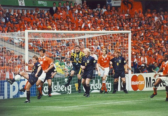 File:Scotland-holland euro 96.jpg