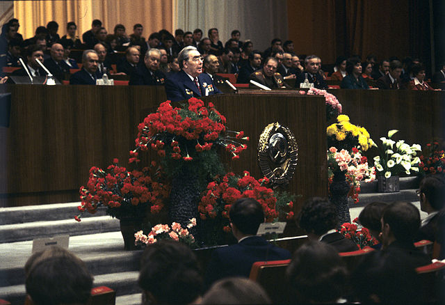 File:RIAN archive 417888 Leonid Brezhnev speaks at 18th Komsomol Congress opening.jpg