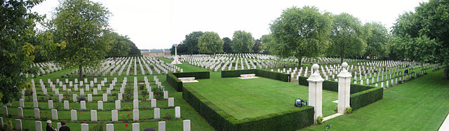 File:Beny-sur-Mer Cemetery.jpg