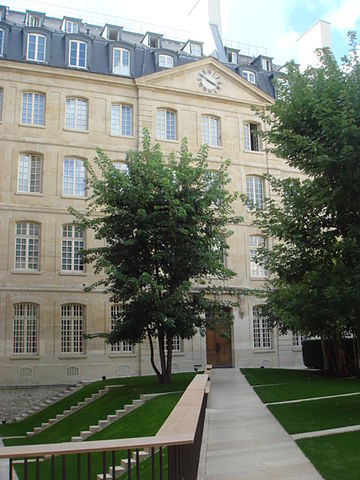 File:MEP in Paris.jpg