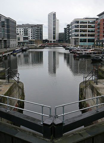 File:Clarence Dock, Leeds (14th November 2010).jpg