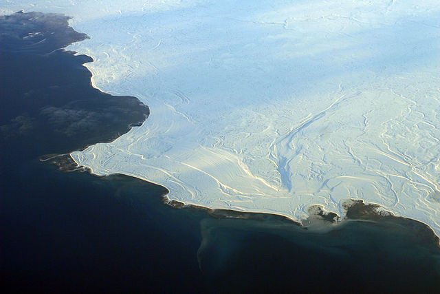 File:Aerial view of the edge of the ice in Nunavut 2.jpg