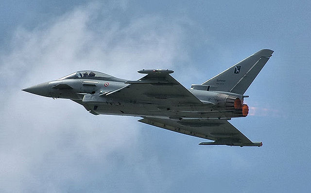 File:Eurofighter Typhoon 02.jpg