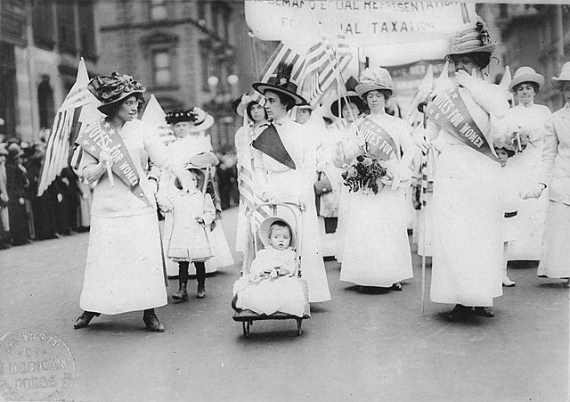 File:Feminist Suffrage Parade in New York City, 1912.jpeg
