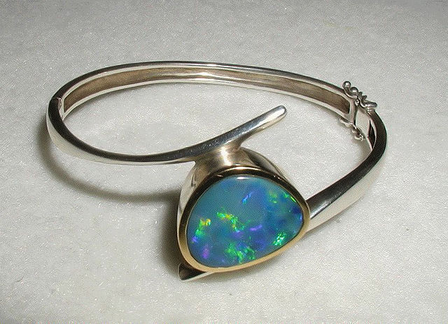 File:Opal Armband 800pix.jpg