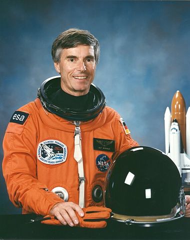 File:Ulf D. Merbold.jpg