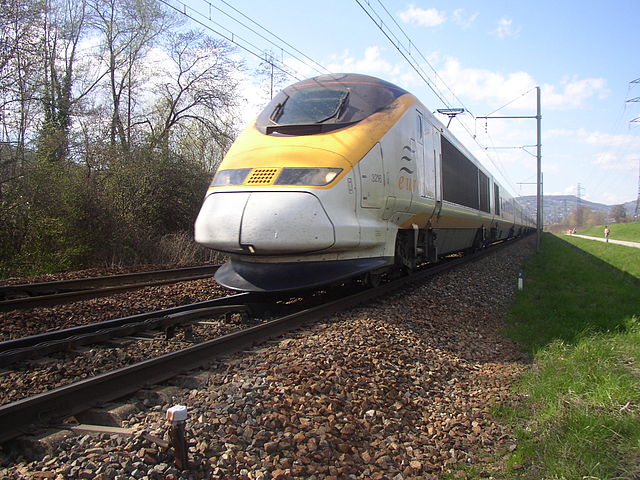 File:Rame Eurostar en Savoie.JPG