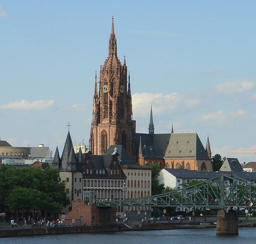 File:Frankfurter Dom Eiserner Steg.jpg