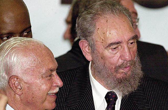 File:Castro in Brasilia, 2003.jpeg