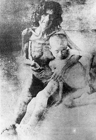 File:Seyfo Starving woman and child.jpg