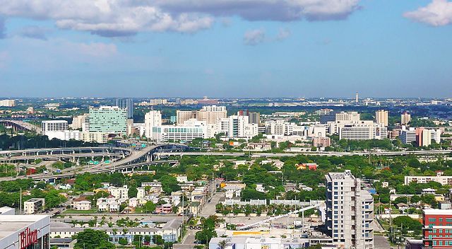 File:Miami Civic Center 20100619.jpg