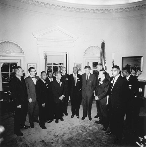 File:Photograph of Meeting with Leaders of the March on Washington August 28, 1963 - NARA - 194276.jpg