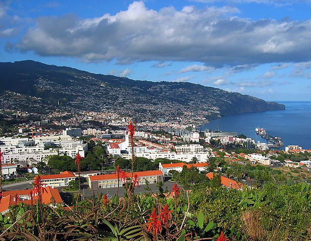 File:Funchal Pico da Cruz.jpg