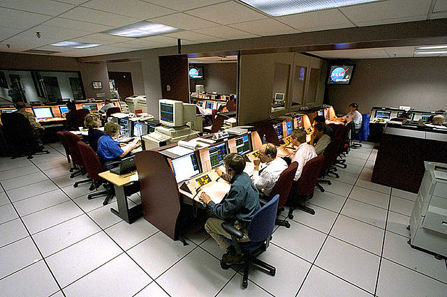 File:Hubble Control Centre.jpg