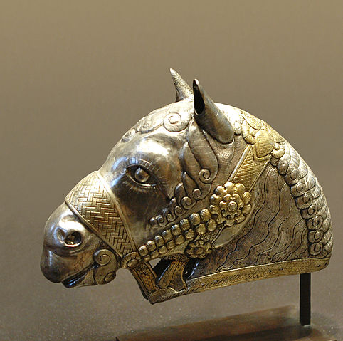 File:Head horse Kerman Louvre MAO132.jpg