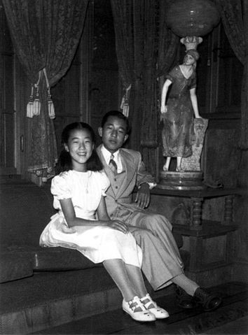 File:Crown Prince Akihito & Princess Takako1950-9.jpg
