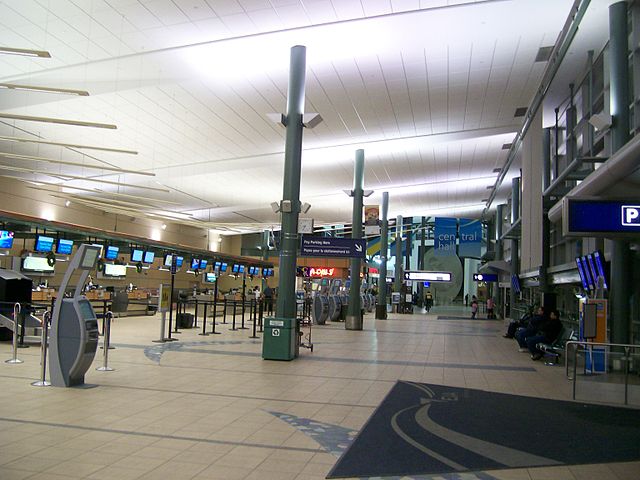 File:YEG departure area.jpg