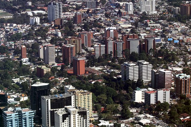 File:Zona 10 Guatemala.JPG