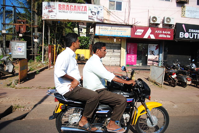 File:Goa Pilot Vehicle.JPG