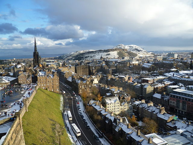 File:View of Edinburgh from the Palace block of Edinburgh Castle.jpg