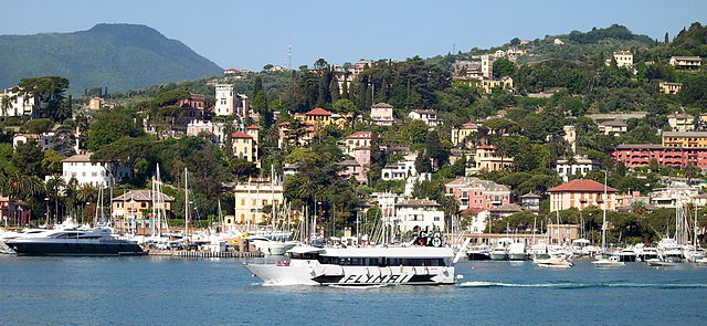 File:Rapallo (cropped).JPG