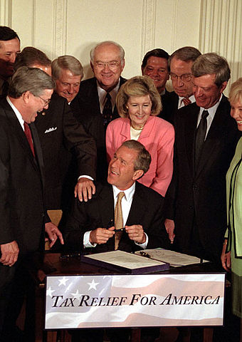 File:Bushtaxcuts.jpg