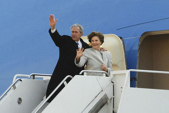 File:George & Laura Bush board Air Force One 1-20-09 hires 091220-F-0194C-001a.jpg