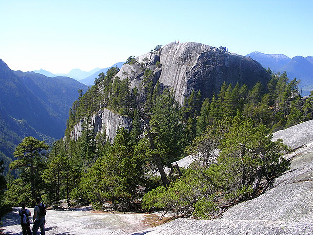 File:Stawamus Chief South Peak 2.JPG
