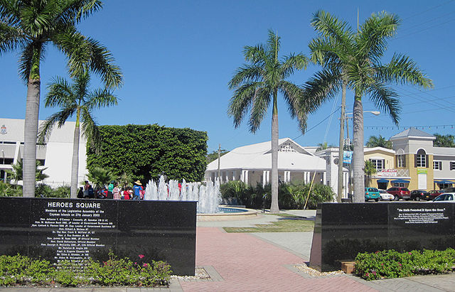 File:Heroes Square of George Town.jpg